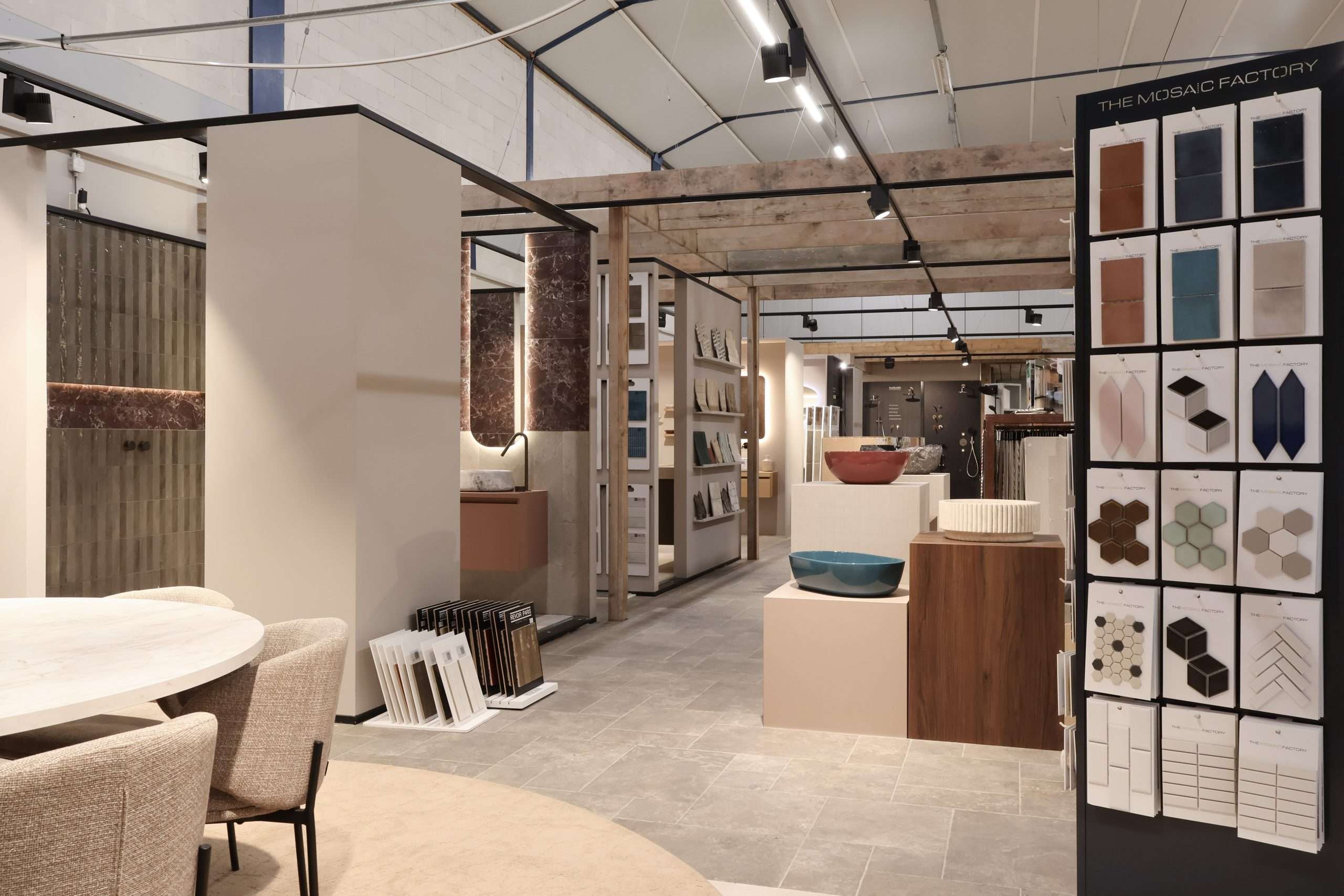 IMG_4619 Showroom Leewika Geffen binnen